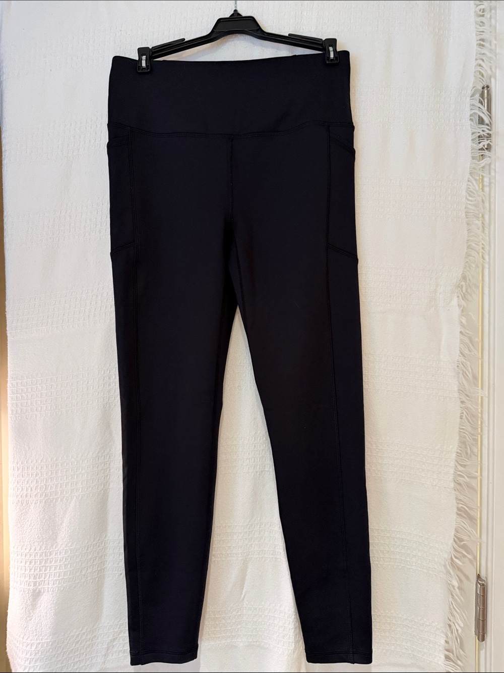 Spyder Black High-Rise Performance Leggings with Side Pockets